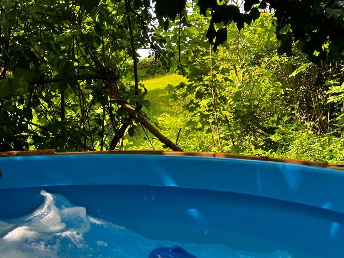 ניוטון אבוט Remarkable Boultons Barn With Hot Tub מראה חיצוני תמונה